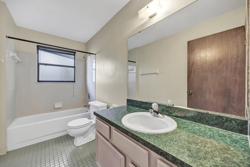 Photo 9 of 7931 118th St, Jacksonville, FL 32244, photographed by Megapixeler