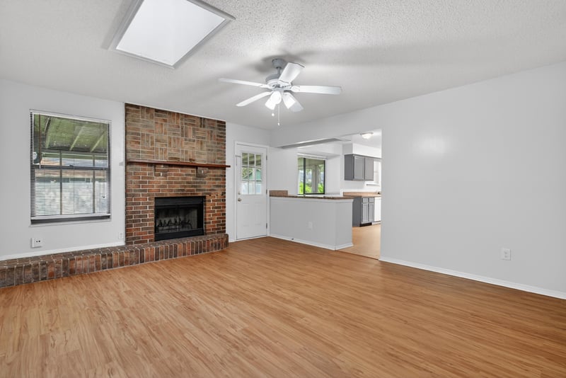 Family Room 2 at 516 Penman Rd, Neptune Beach, FL 32266