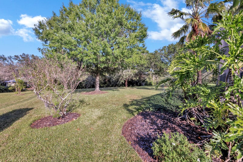 Photo 54 of 9 Lakeside Pl E, Palm Coast, FL 32137, photographed by Megapixeler