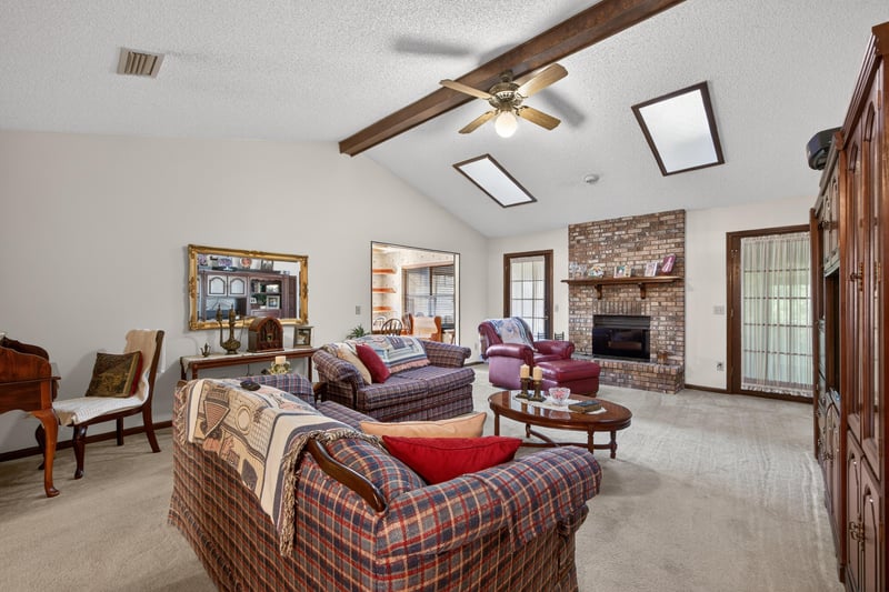 Photo 7 of 2479 Stonebridge Dr, Orange Park, FL 32065, photographed by Megapixeler