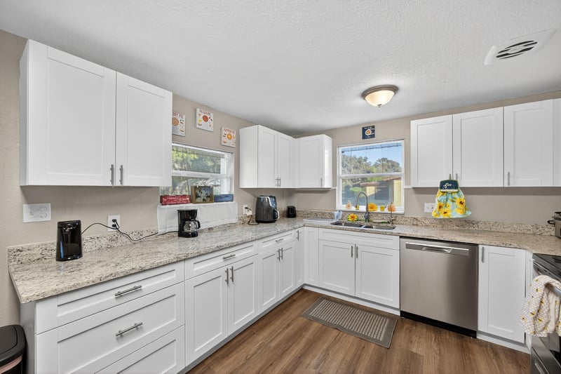 Photo 18 of 409 Parkwood Dr, Orange Park, FL 32073, photographed by Megapixeler
