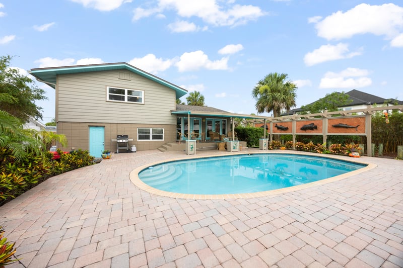 Photo 3 of 3346 Royal Palm Dr, Jacksonville, FL 32250, photographed by Megapixeler