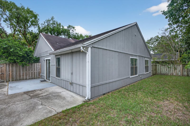 Back Left at 2512 Bluffton Dr, Jacksonville, FL 32224