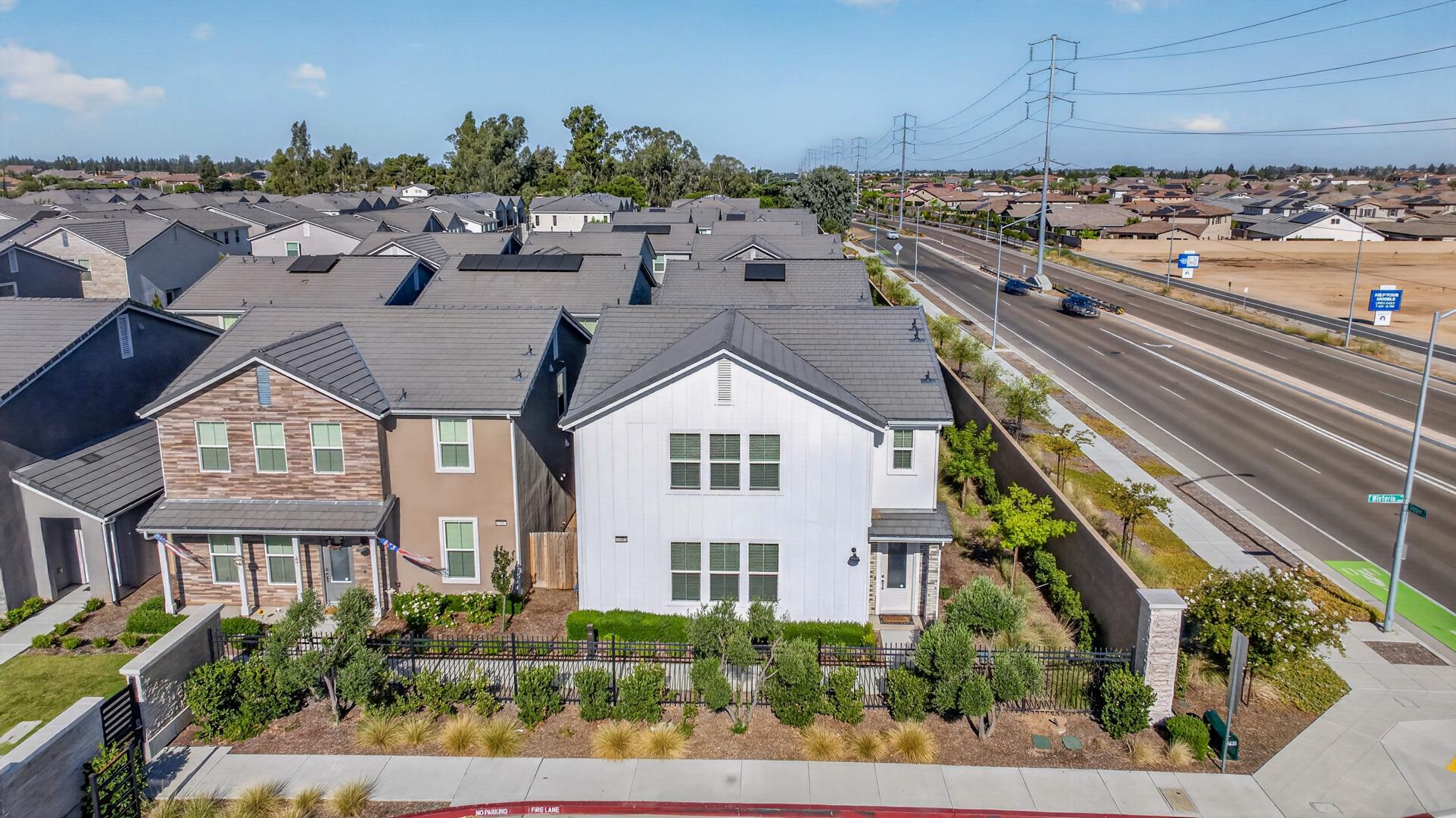 10993 N Wisteria Dr, photo 10