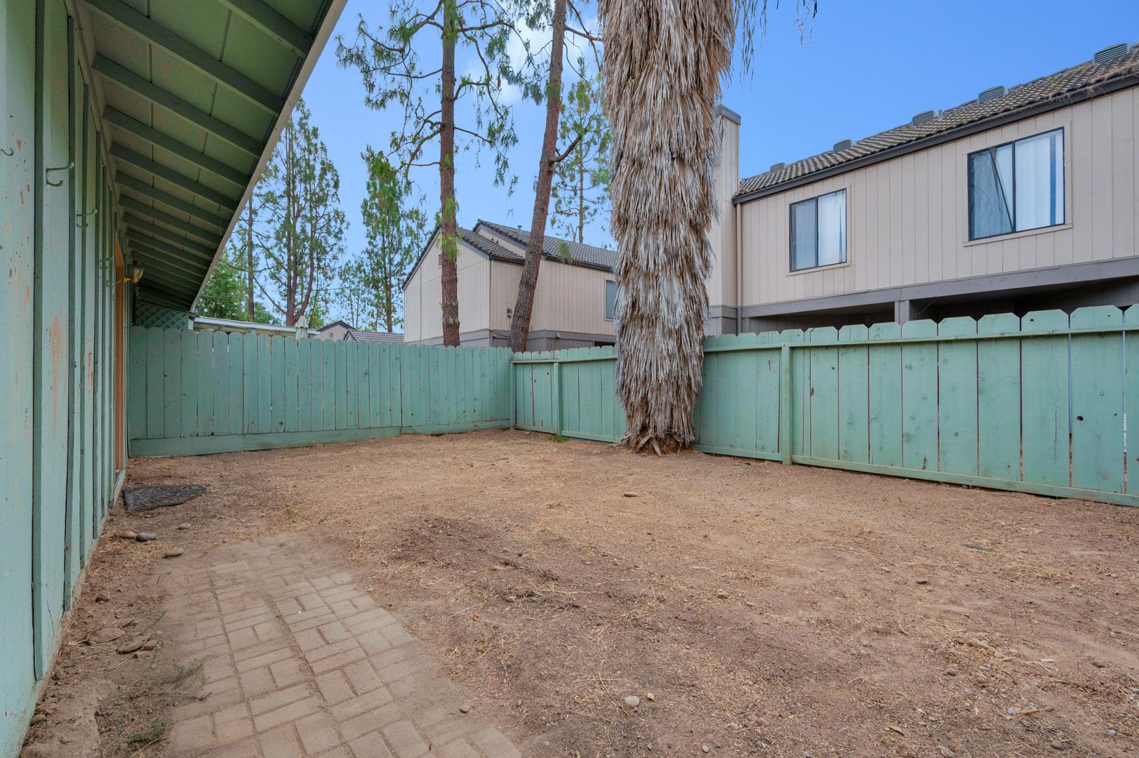 297 E Bullard Ave #124, photo 39