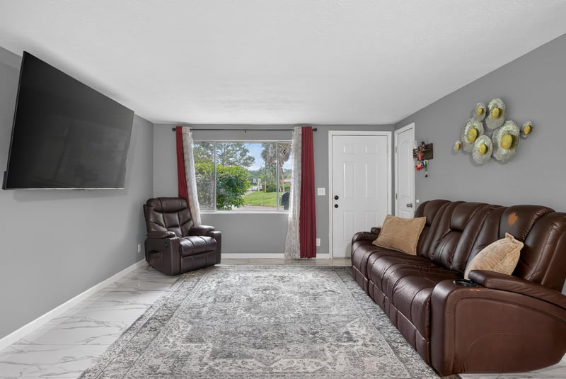 Photo 7 of 7221 Dostie Dr E, Jacksonville, FL 32209, photographed by Megapixeler