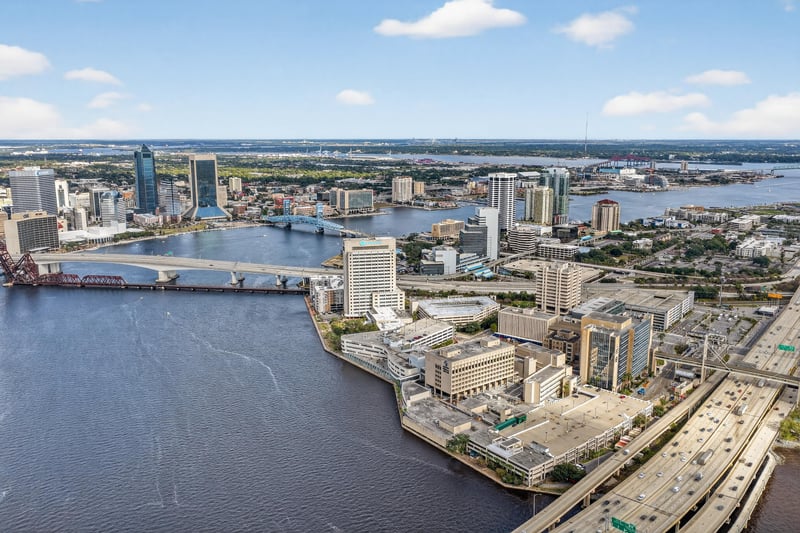 Photo 26 of 841 Prudential Dr, Jacksonville, FL 32207, photographed by Megapixeler