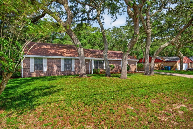 Photo 2 of 516 Penman Rd, Neptune Beach, FL 32266, photographed by Megapixeler
