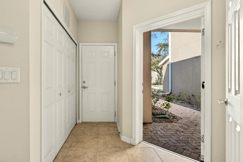 Photo 6 of 8699 Little Swift Cir unit 25g, Jacksonville, FL 32256, photographed by Megapixeler