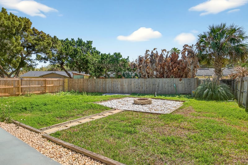 Photo 32 of 217 Carver St W, St. Augustine, FL 32080, photographed by Megapixeler