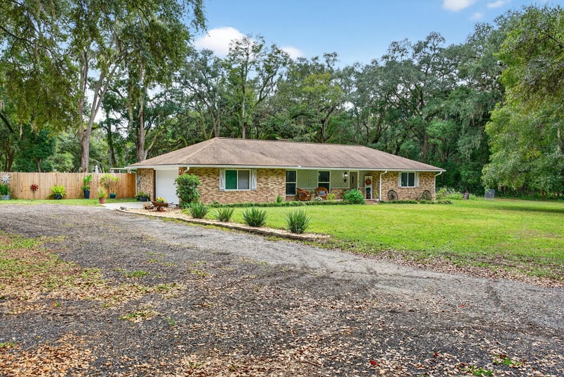 Photo 7 of 6049 Taylor Rd, Jacksonville, FL 32234, photographed by Megapixeler