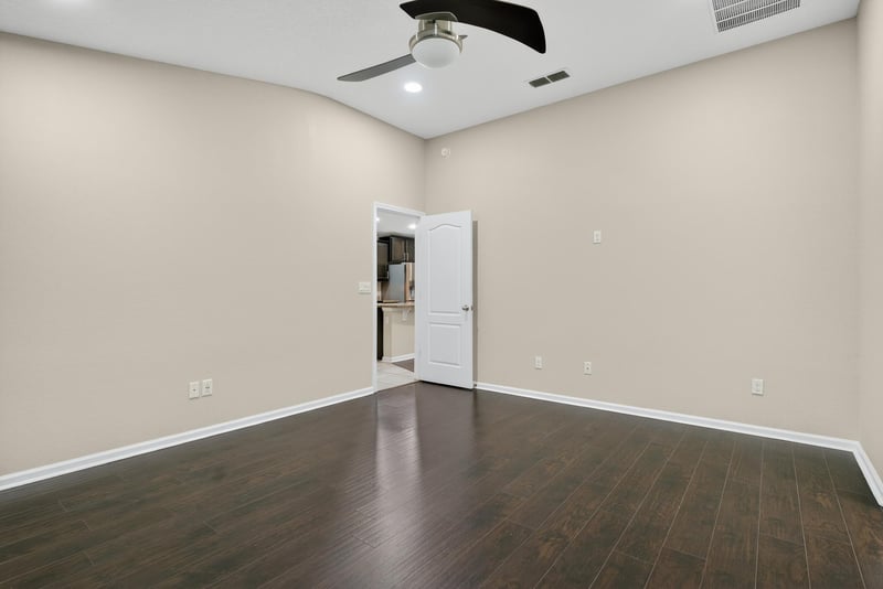 Primary Bed at 15885 Bainebridge Dr, Jacksonville, FL 32218