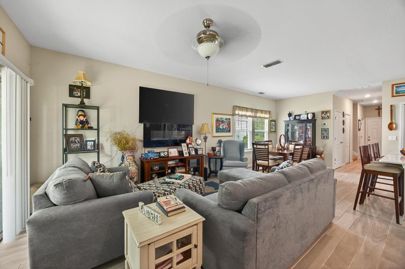Photo 6 of 10302 Benson Lake Dr, Jacksonville, FL 32222, photographed by Megapixeler
