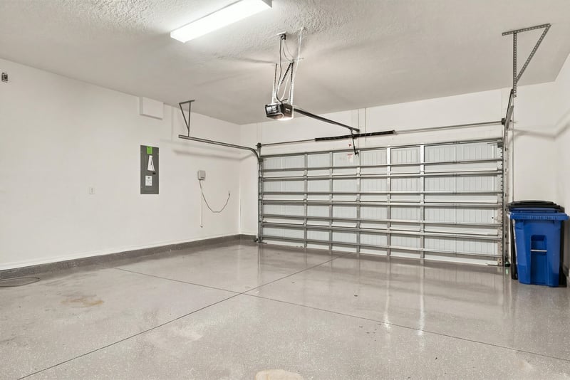 Garage interior, photographed by Megapixeler on Torres Trace, St. Augustine