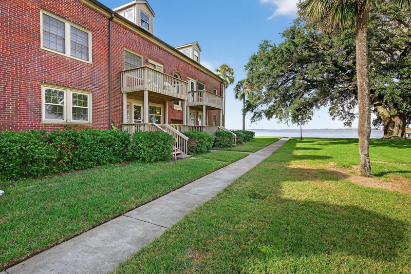 Photo 31 of 1568 Palm Ave, Jacksonville, FL 32207, photographed by Megapixeler