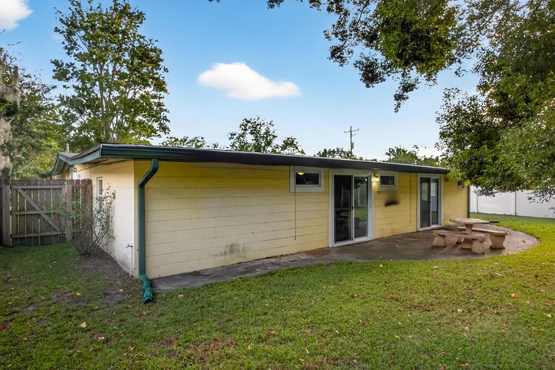 Photo 31 of 517 Renne Dr N, Jacksonville, FL 32218, photographed by Megapixeler