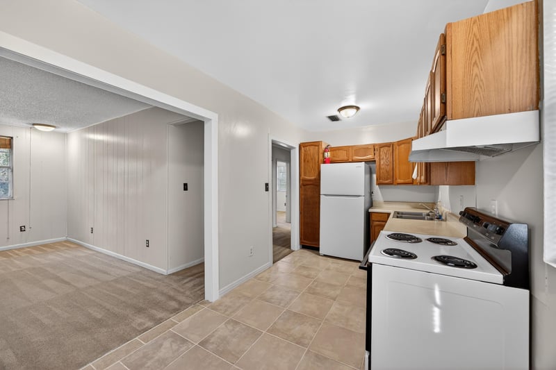 Photo 11 of 8900 Crystal Springs Rd, Jacksonville, FL 32221, photographed by Megapixeler