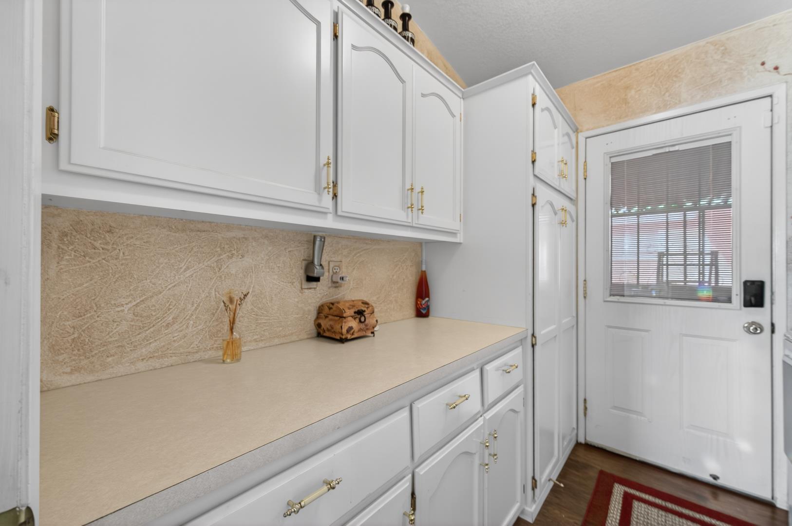 105 W Herndon #3, photo 23