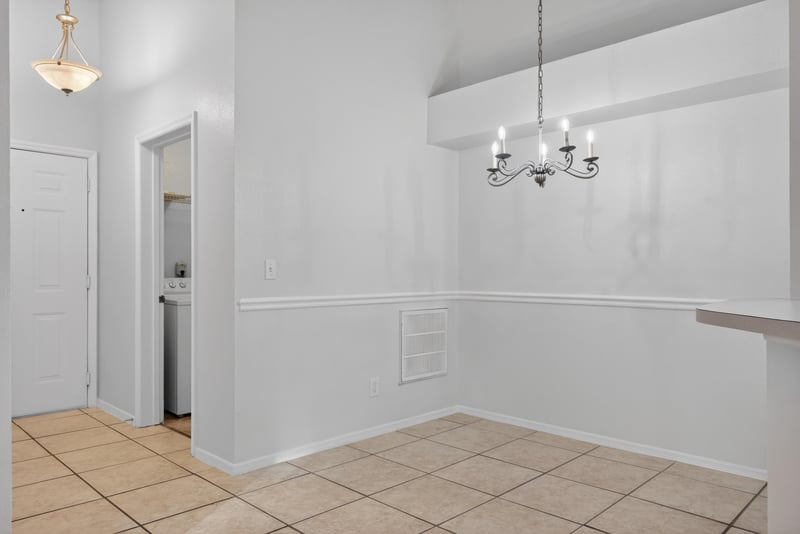 Dining Area at 13810 Sutton Park Dr N #237, Jacksonville, FL 32224