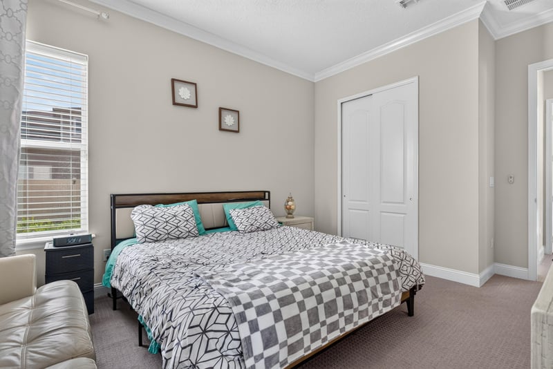 Bedroom with two beds at 22 Azura Point