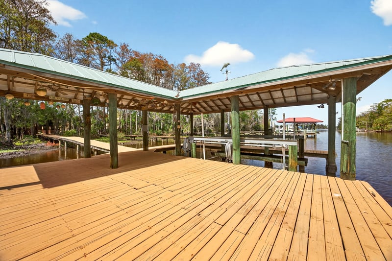 Photo 44 of 5478 Mariners Cove Dr, Jacksonville, FL 32210, photographed by Megapixeler
