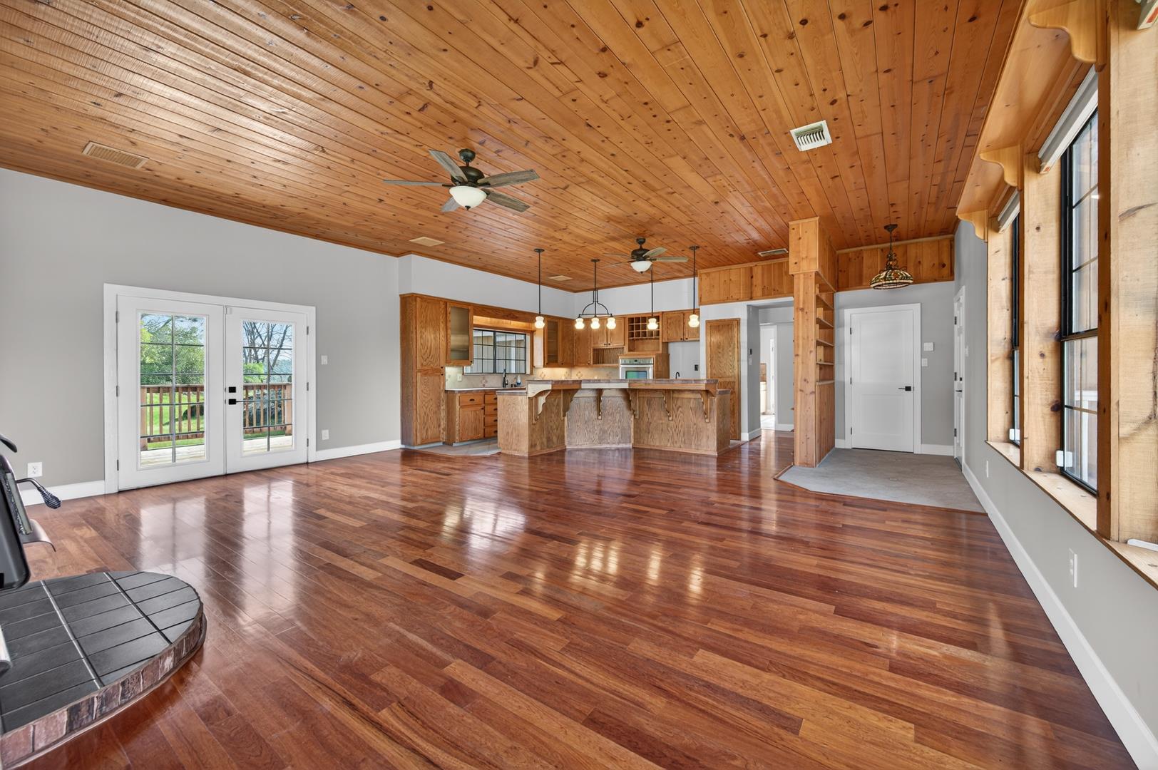 30919 Auberry Rd, photo 46