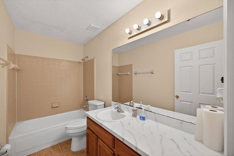 Bathroom 2 at 11509 Delegate Ct, Jacksonville, FL 32246