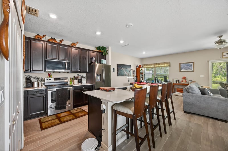 Photo 9 of 10302 Benson Lake Dr, Jacksonville, FL 32222, photographed by Megapixeler