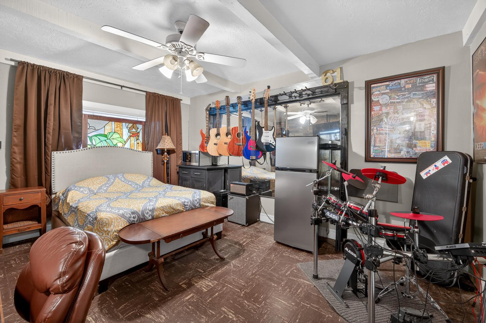 35 E Garland Ave, photo 32