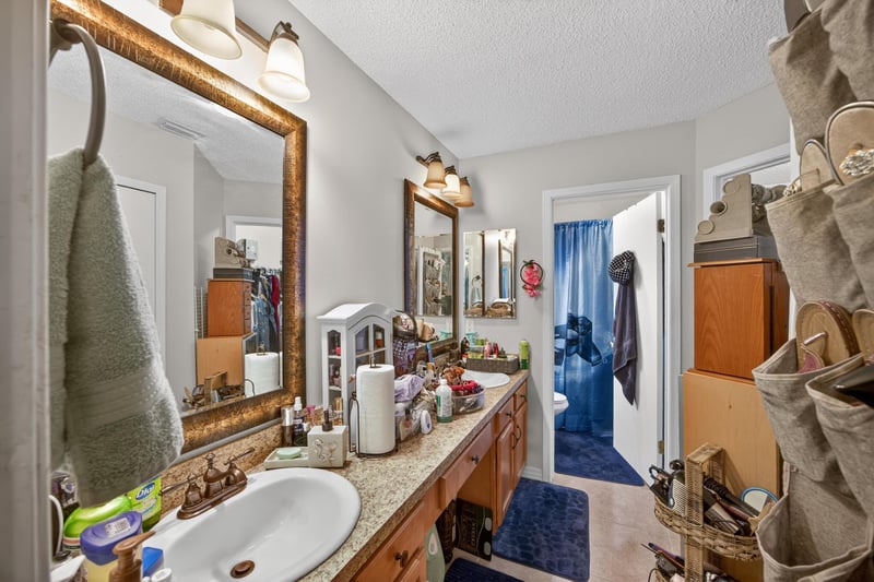 Photo 36 of 8849 Victoria Landing Dr W, Jacksonville, FL 32208, photographed by Megapixeler