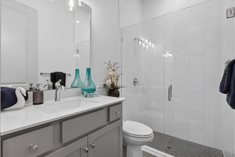 Bathroom with single vanity and tile shower at 785 Back Creek Dr, St. Augustine, FL 32092
