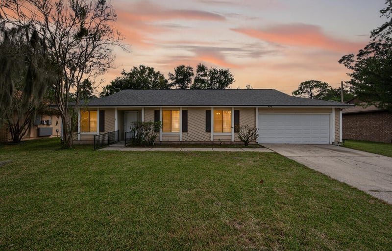 Photo 1 of 4294 Tanglewilde Dr S, Jacksonville, FL 32257, photographed by Megapixeler