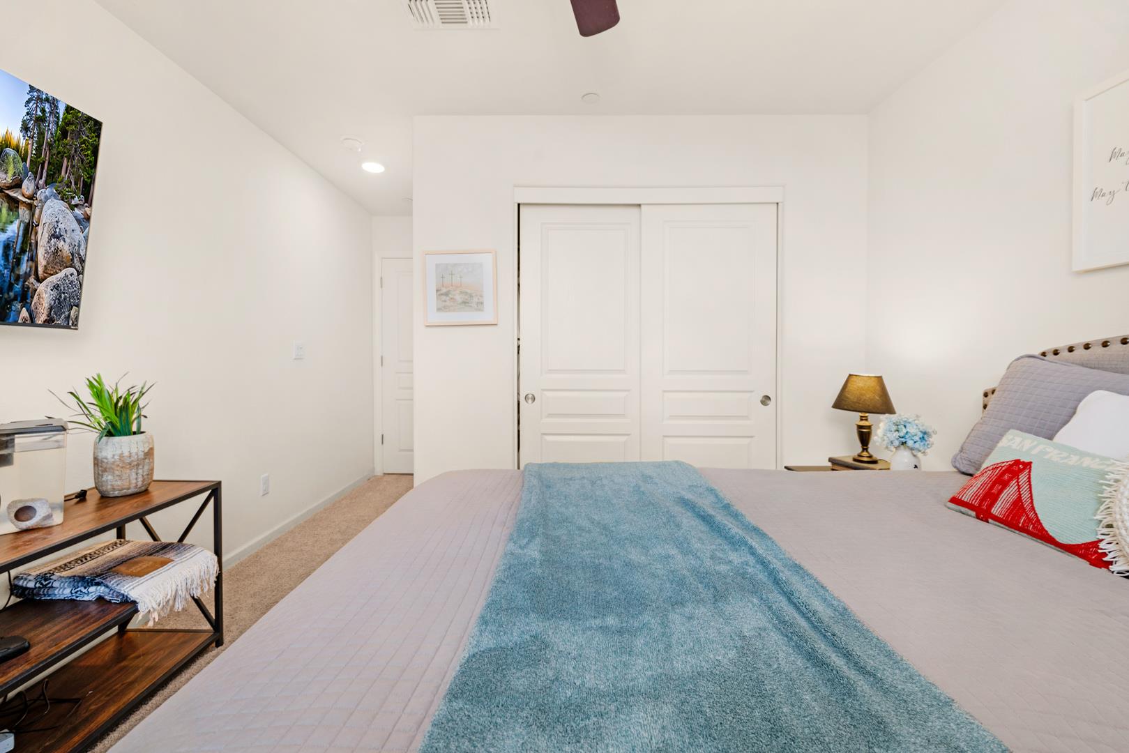 5566 W Farrin Ave, photo 24