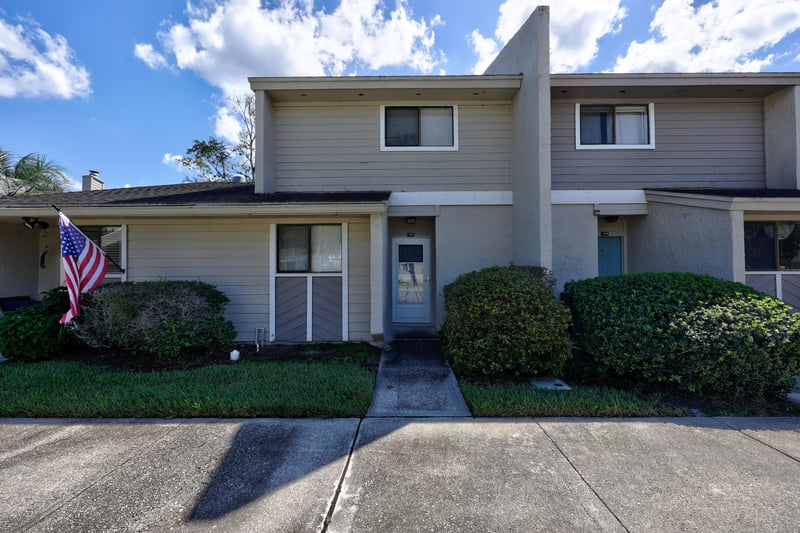 Entrance at 3801 Crown Point Rd unit 2132, Jacksonville, FL 32257