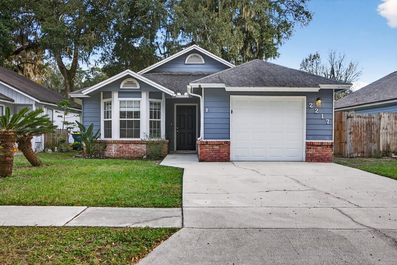 Photo 1 of 2217 Destine Ln, Atlantic Beach, FL 32233, photographed by Megapixeler