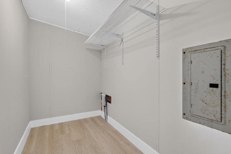 Laundry closet with hookups at 4565 Appleton Ave, Jacksonville, FL