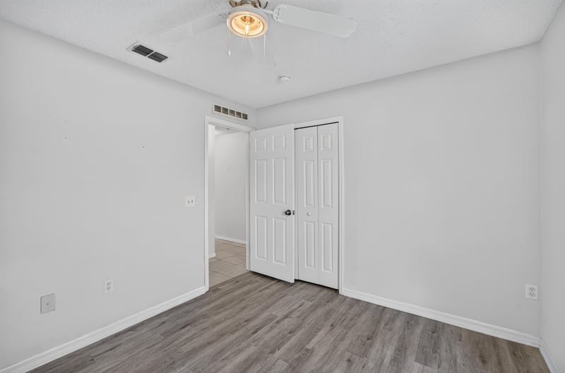 Photo 33 of 5563 Westland Station Rd, Jacksonville, FL 32244, photographed by Megapixeler