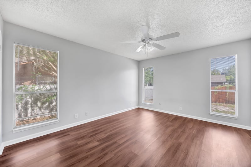 Photo 21 of 6124 Blank Dr W, Jacksonville, FL 32244, photographed by Megapixeler