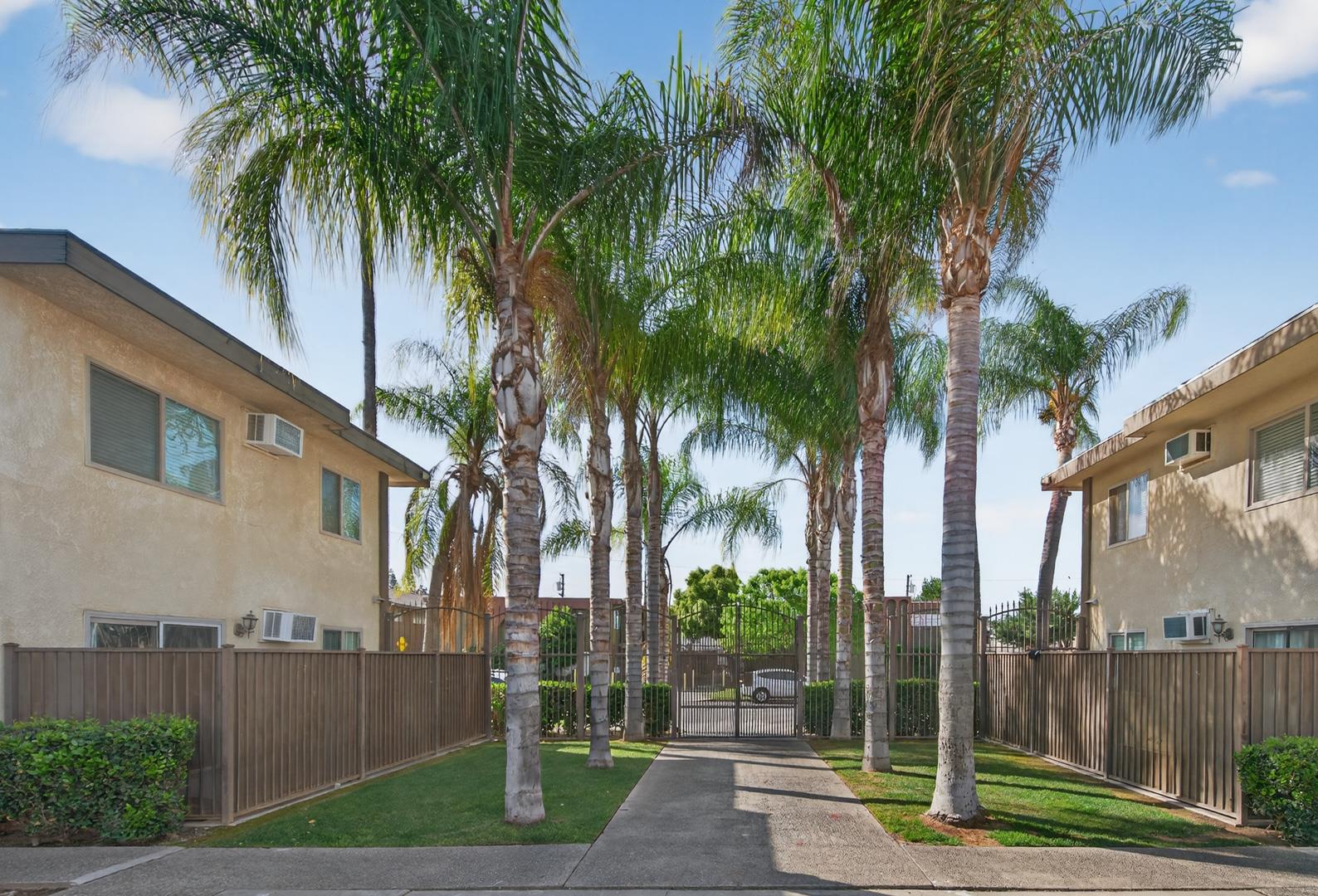 1348 E San Bruno Ave, photo 36