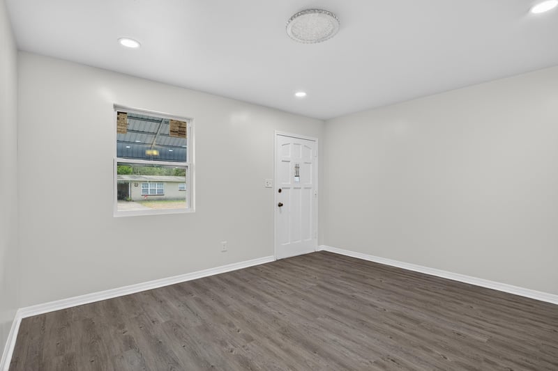Photo 6 of 10063 Agave Cir N, Jacksonville, FL 32246, photographed by Megapixeler