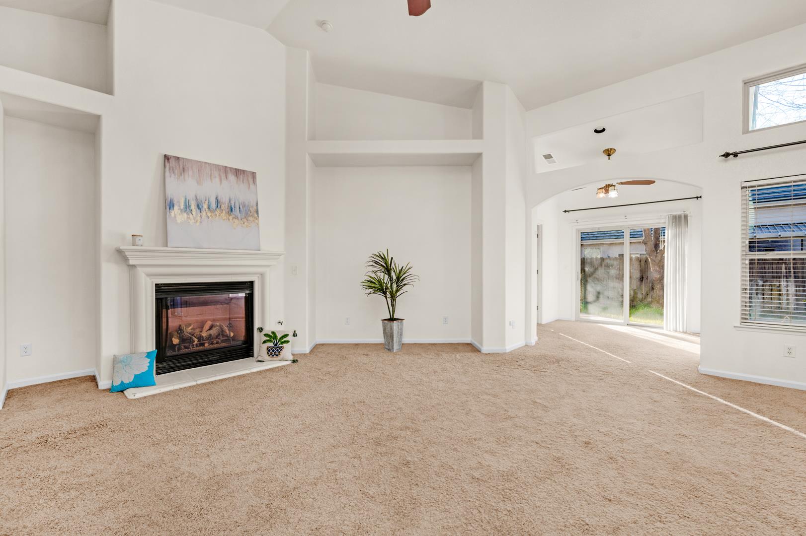 6687 E Michigan Ave, photo 30