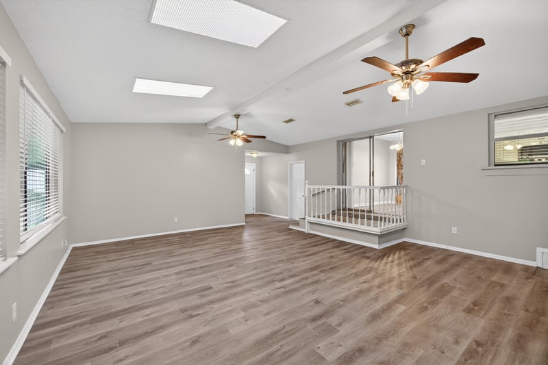 Photo 17 of 7251 Mayapple Rd, Jacksonville, FL 32211, photographed by Megapixeler