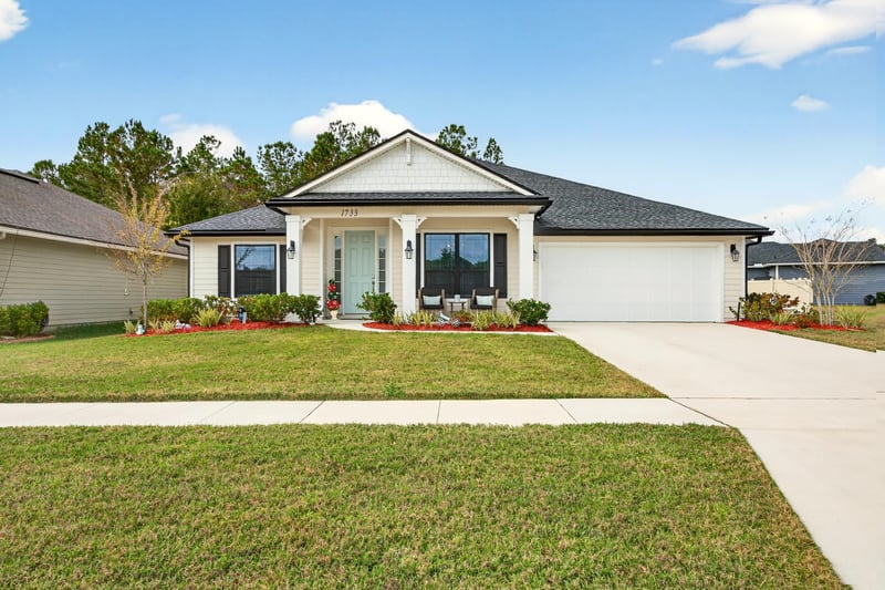 Front Distant at 1733 Austin Lk Wy, Middleburg, FL 32068