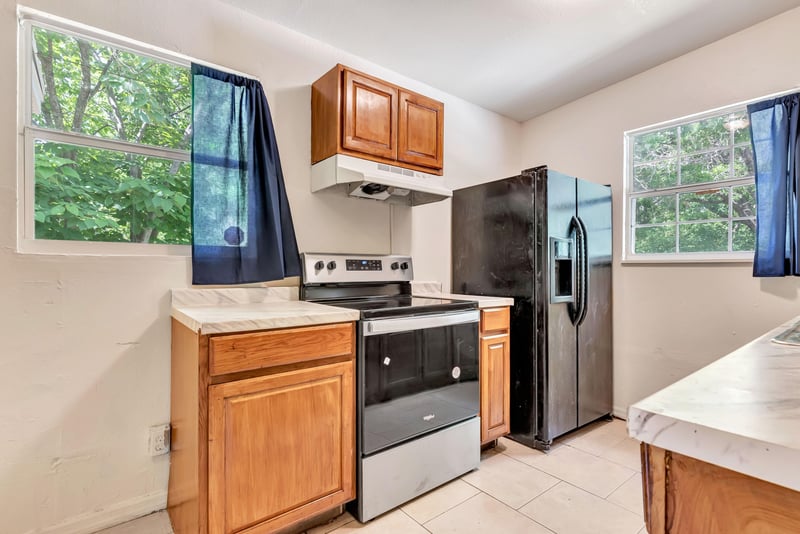 Photo 13 of 4407 Melvin Cir E, Jacksonville, FL 32210, photographed by Megapixeler