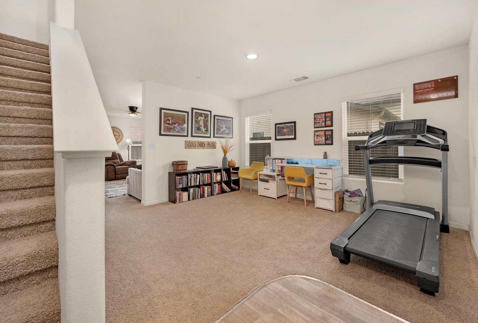 5566 W Farrin Ave, photo 7