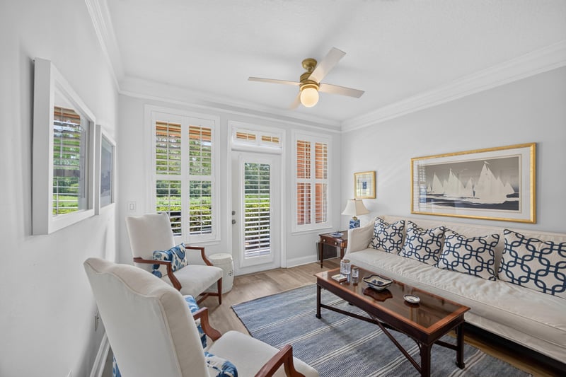 Living room seating area with ceiling fan at 10435 Mid Town Pkwy unit 135, Jacksonville, FL 32246