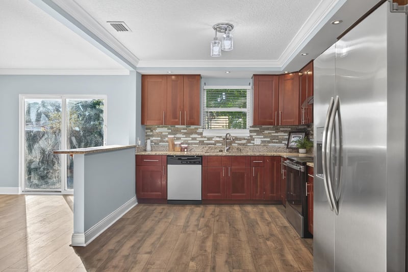 Photo 15 of 1808 Starwan Rd E, Jacksonville, FL 32211, photographed by Megapixeler