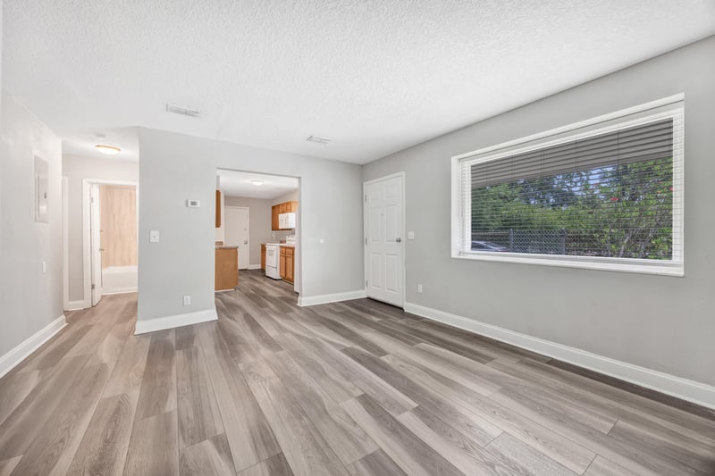 Photo 7 of 1682 Hiram St, Jacksonville, FL 32209, photographed by Megapixeler