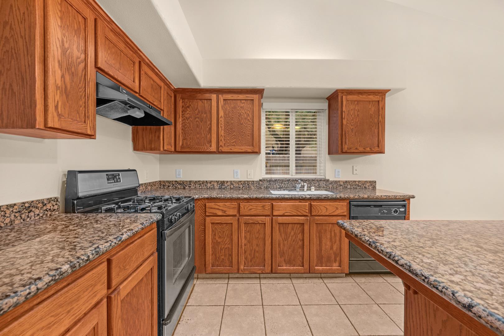 239 N Timmy Ave, photo 19