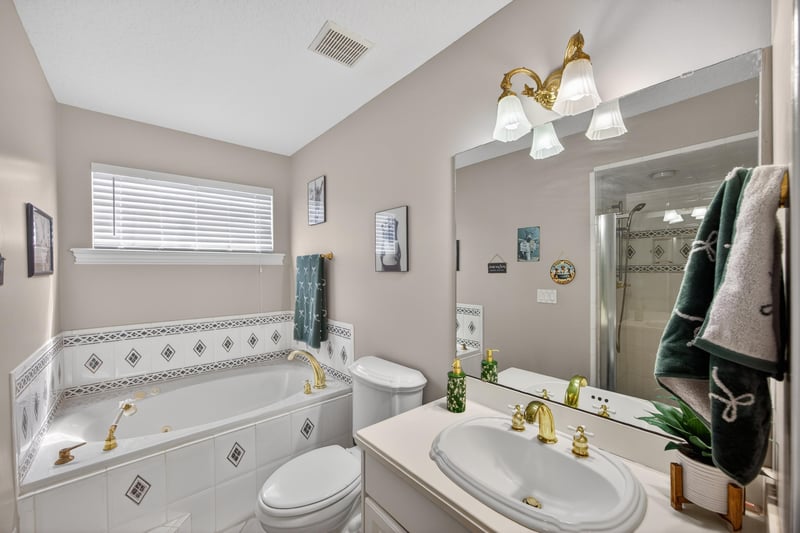 Photo 46 of 1806 Lakedge Dr, Middleburg, FL 32068, photographed by Megapixeler